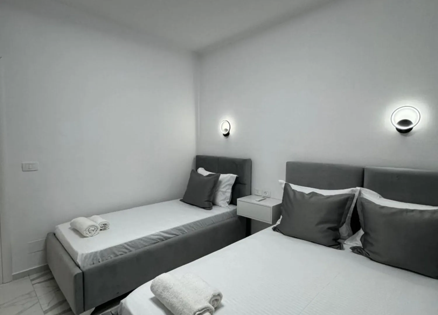 Golden Seaview Two Bedroom Apartment Sarande